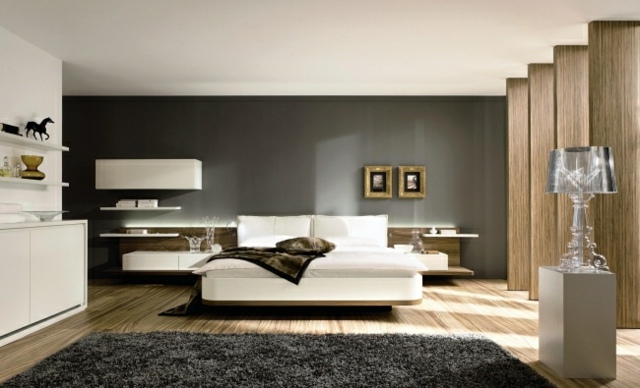 hálószoba dekorációs ötletek-természetes-színek-szürke-fal-szürke-szőnyeg-fehér-bútorok-fehér-kárpitozott-fejtámla hálószoba-dekorációs ötletek