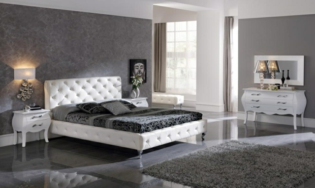 miegamojo dekoravimo idėjos-natūralios spalvos-pilkos sienos-gauruotas-baldai-balta-elegantiška miegamojo dekoravimo idėja