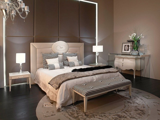 ideje za dekor spavaće sobe-prirodne boje-bež-zidne-čokoladne-boje-posteljina-bež-noćne lampe-ideje za ukrašavanje spavaće sobe
