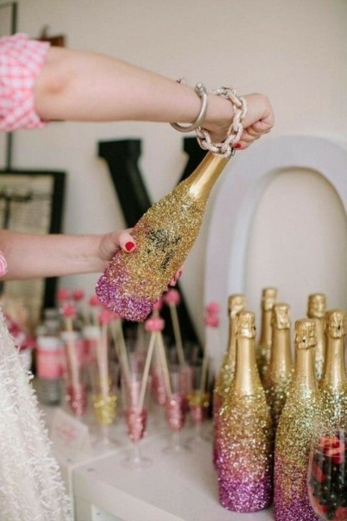 Idea di decorazione champagne di Capodanno