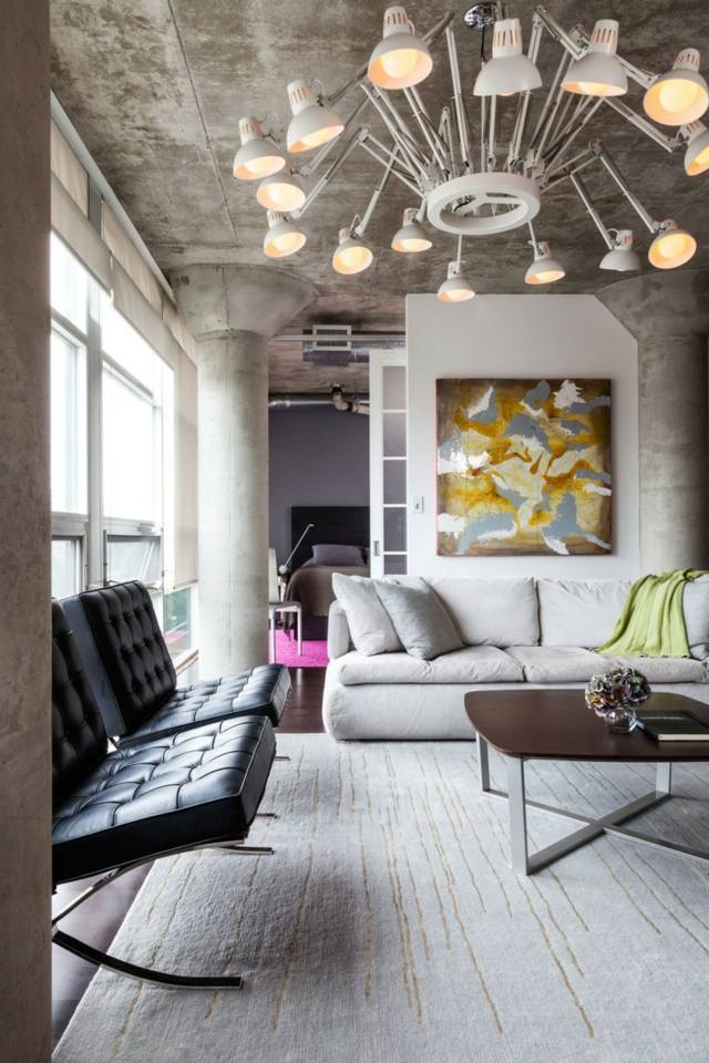 įdomi lempa loft svetainė