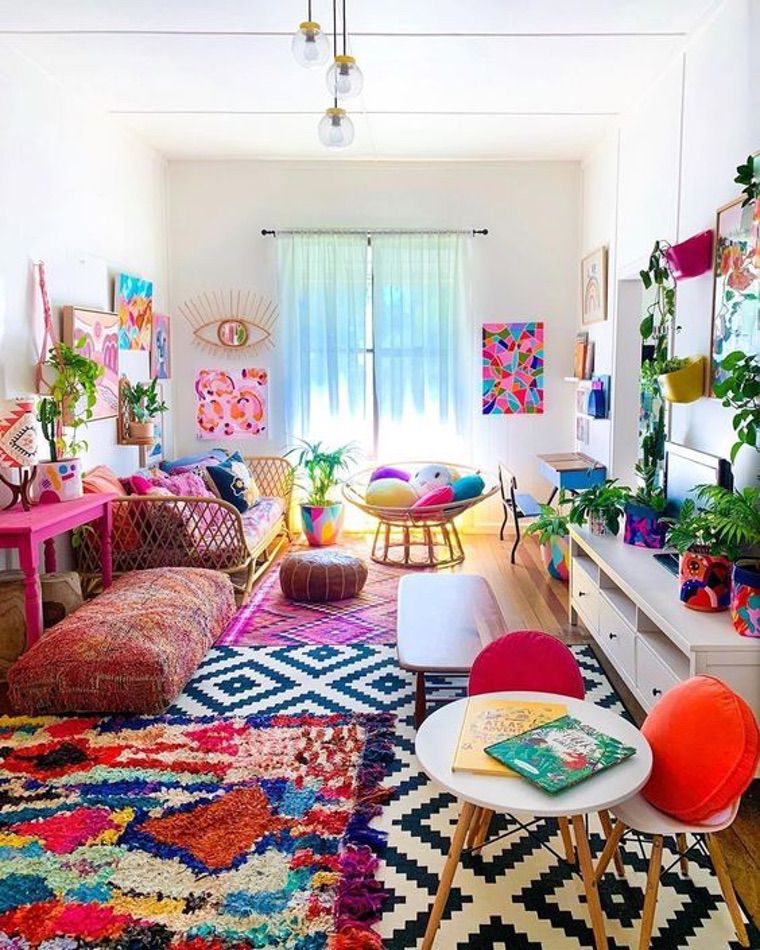 vasaros deko gyvenamojo kambario spalvų idėja