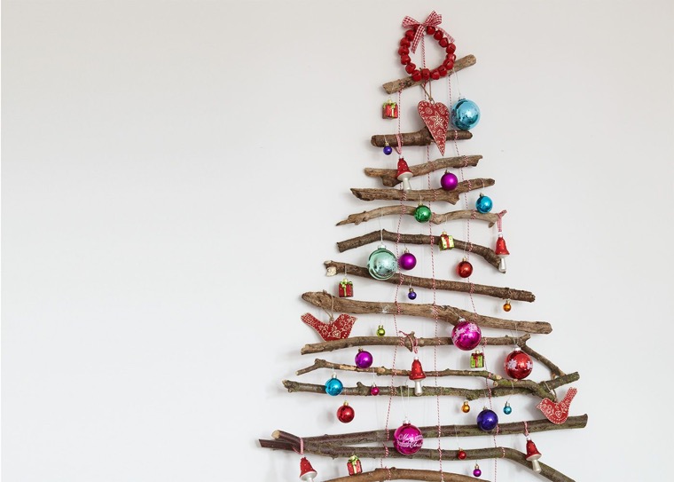 クリスマスの装飾木の小枝