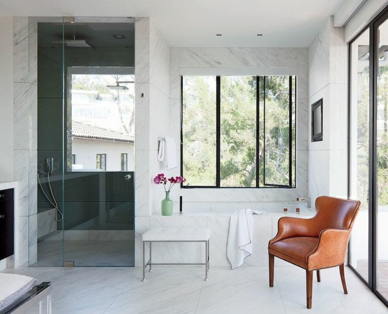 esempio di arredo bagno di lusso