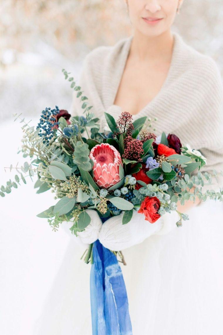 冬の花の結婚式のための何の装飾