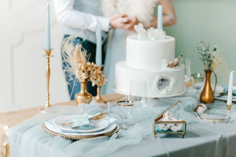 idea-deco-torta-matrimoniale a tema invernale