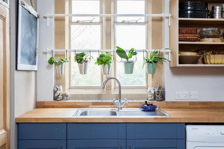 Idea cucina vasi sospesi, idea IKEA e foto Idea per interni vasi da cucina sospensione piano di lavoro in legno