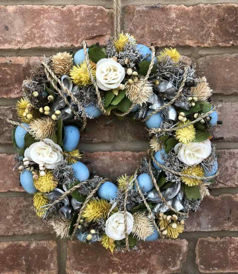 2018年イースターデーwreath-blue-eggs