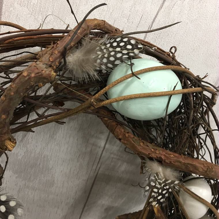 2018 metų Velykų dienos vainikas-kiaušinis-mėlynas
