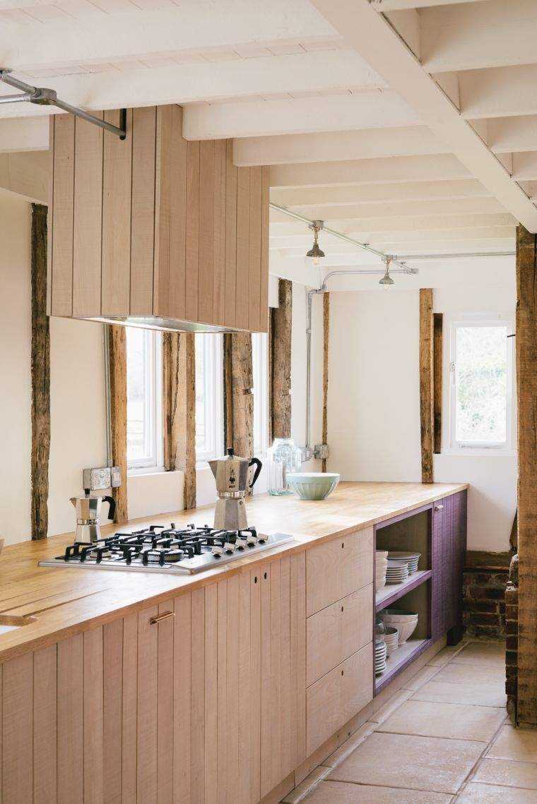 cucina-legno-grezzo-mobile-piano cottura-contenitore-basso-vernice-bianco.jpg
