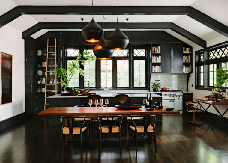 工業デザイン-キッチン-木と黒の家具