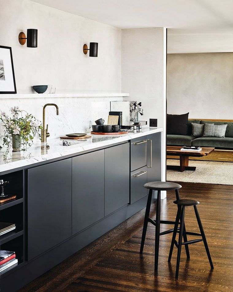 オープンキッチンデザイン大理石の食器棚ダークカラー