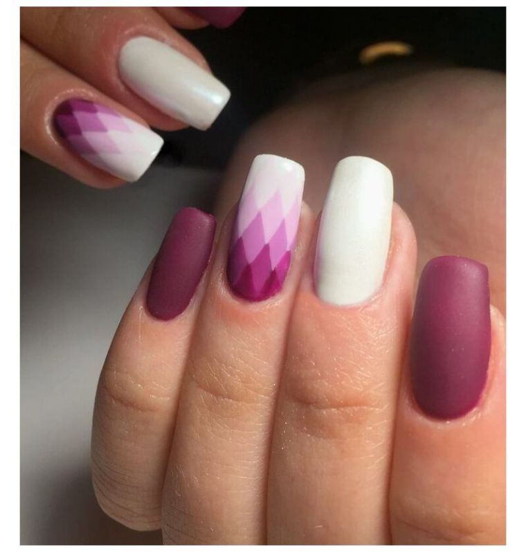 nokti-dizajn-minimalistički-ružičasto-ljubičasti