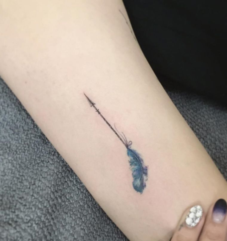 tetovaža perja žena-male-tetovaže