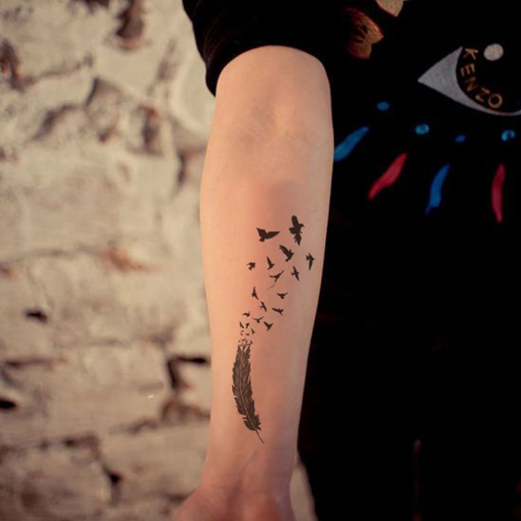 tetovaža-ptica-pero-za-ženu