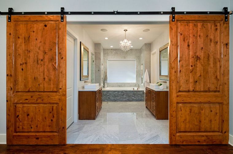Rustikalno-klizne-kupaonice-vrata-mramorne pločice