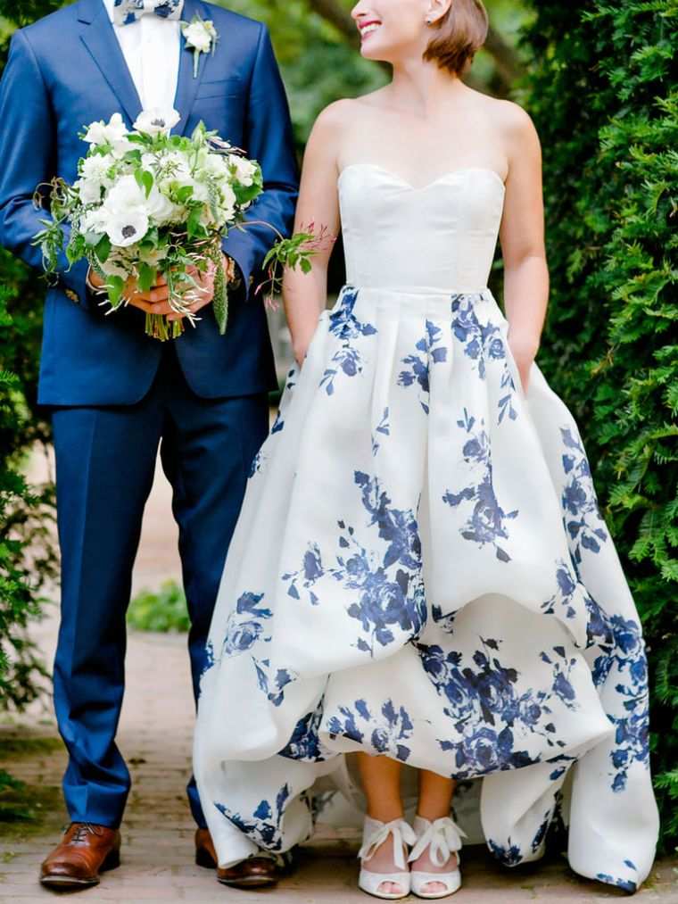 abito-da-matrimonio-blu-bianco-principessa