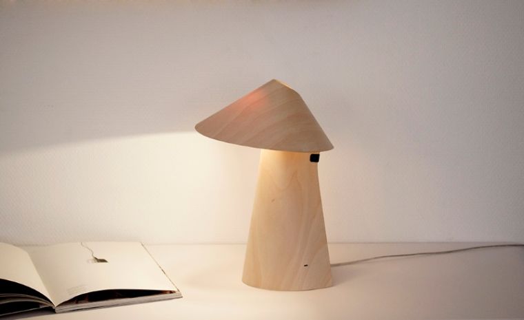 kis design lámpa fából készült éjjeliszekrény
