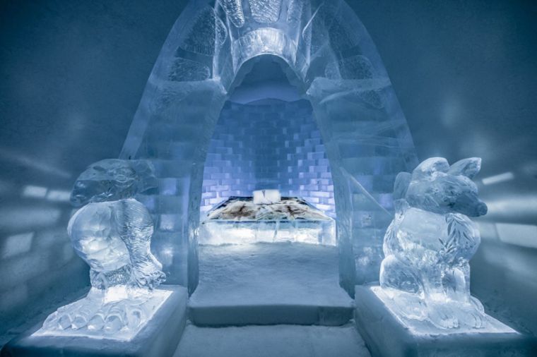 A Jukkasjärvi Icehotel 2019 a világ legnagyobb jégszállodája Svédországban