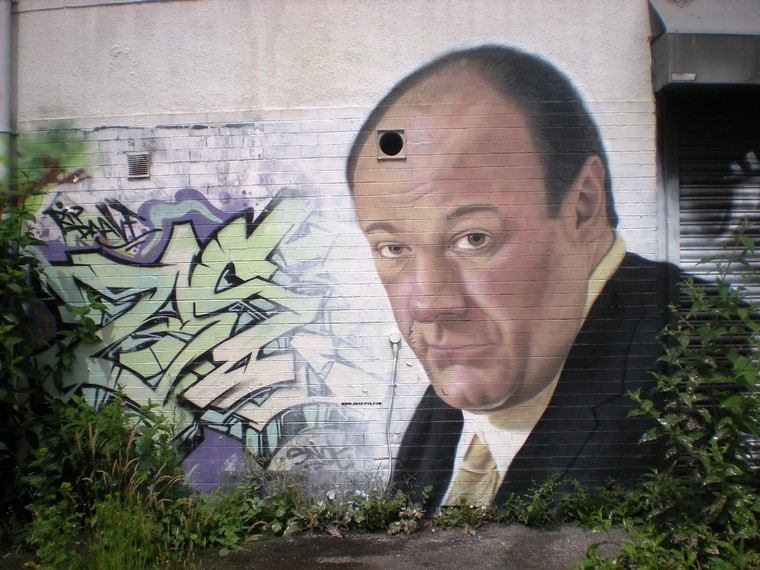 utcai művész akse graffiti art falfestmény