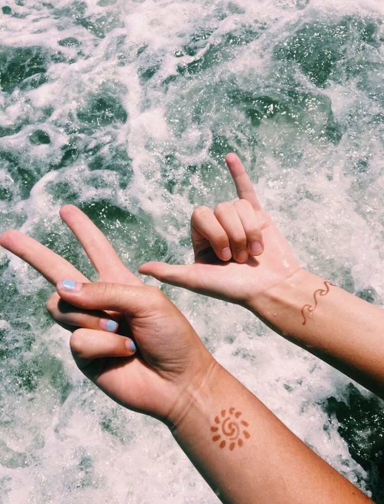 small-henna-tattoo-temporary-tattoo