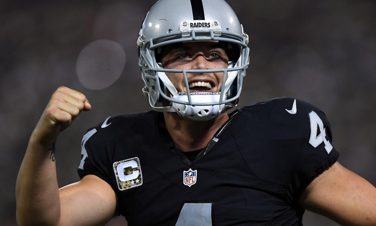 derek-carr-foto-sport-forbes