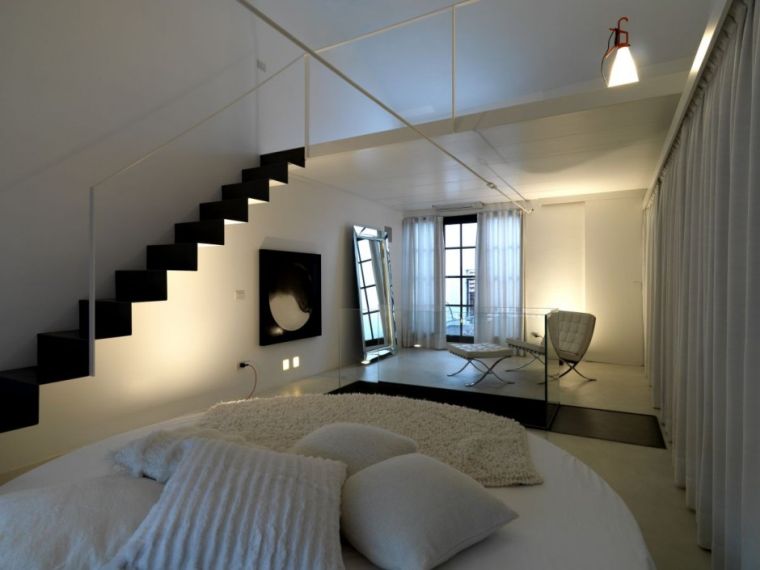 kis lépcsőház-modern-belső-loft-fekete-delrosso