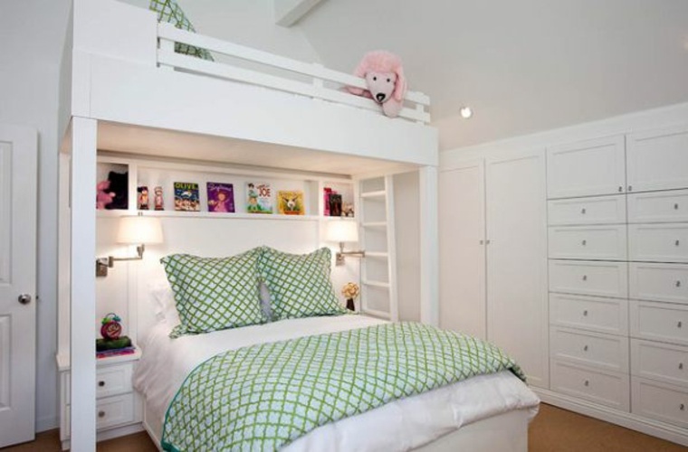 Ideja o krevetima na kat krevetni jastuci uređuju prostor