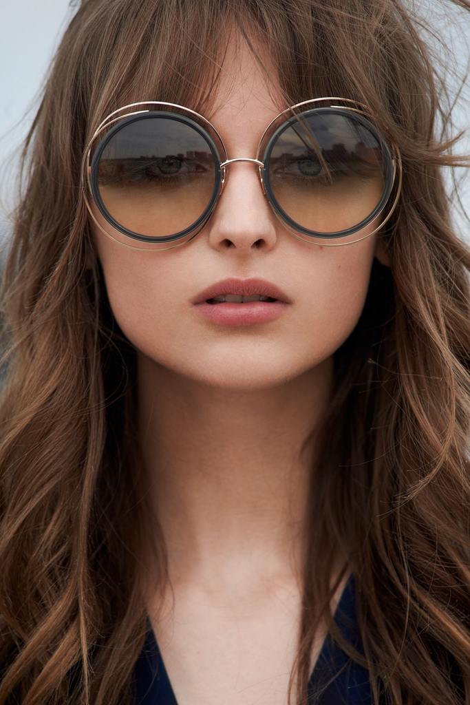 Occhiali da sole rotondi alla moda 2019 da donna Chloe Carlina