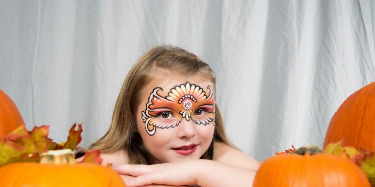 Halloween jelmez és smink gyerekeknek egyszerű halloween smink gyermek jelmez