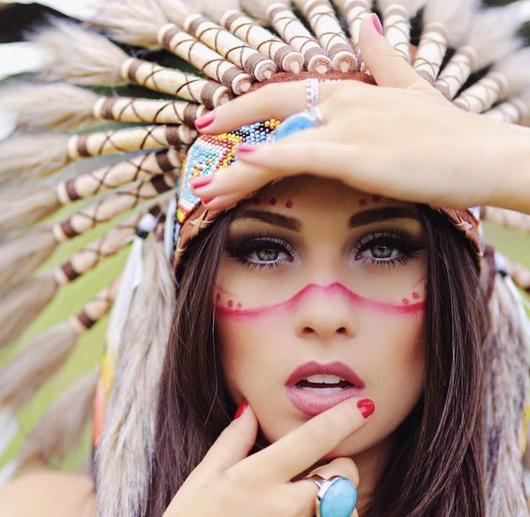 makeup-woman-halloween-simple-indian-image