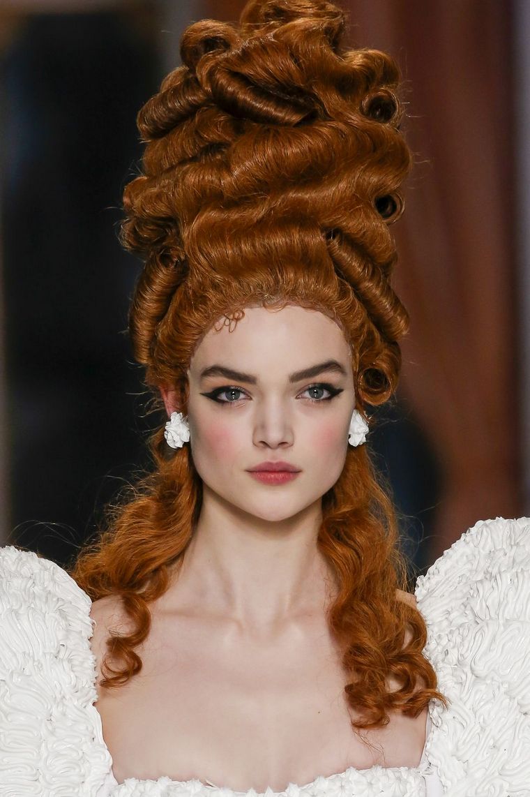 trucco moschino primavera 2021