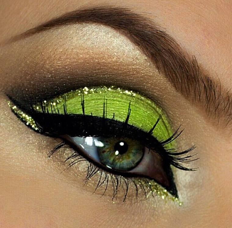 trucco occhi verde erba