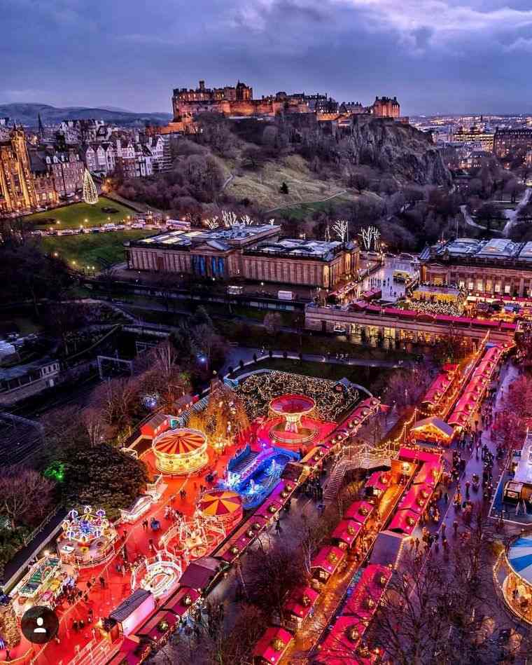 pasakų šalis Kalėdos Edinburgas Škotija