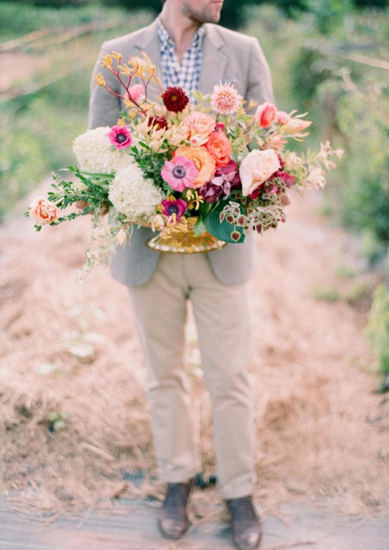 bohemos-prašmatnios-vestuvių-gėlių-dekoracijos-vestuvių puokštės-modelis