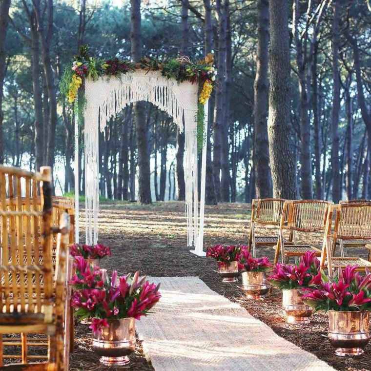 bohemian-chic-matrimonio-cerimonia-esterno-deco-macrame-fiori