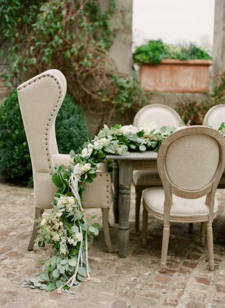 bohemiškas-prašmatnus-vestuvių-centro-stalo-gėlių-idėjos-deko eksterjeras