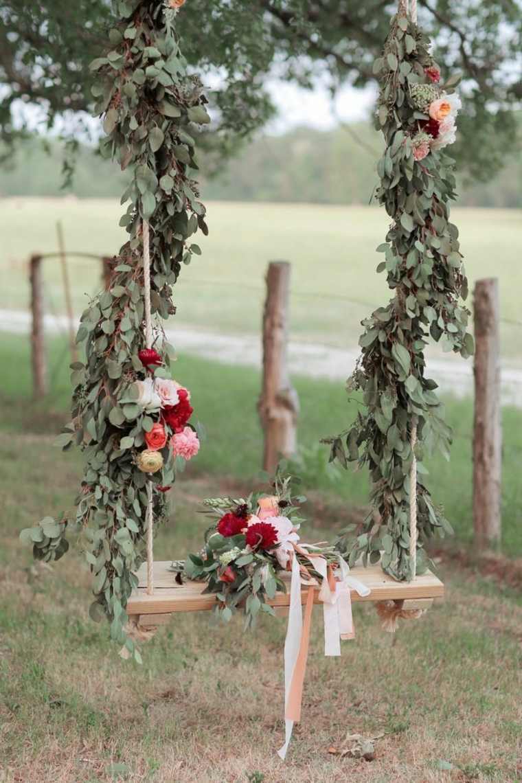 matrimonio bohemien chic deco-swing-esterno-ghirlande