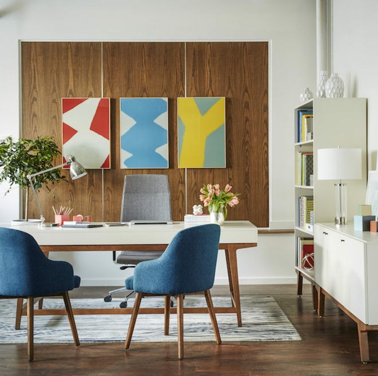 modernaus interjero dizaino sienų rėmo fotelis mėlynas baltas stalas medžio dizaino parketo grindų kilimas