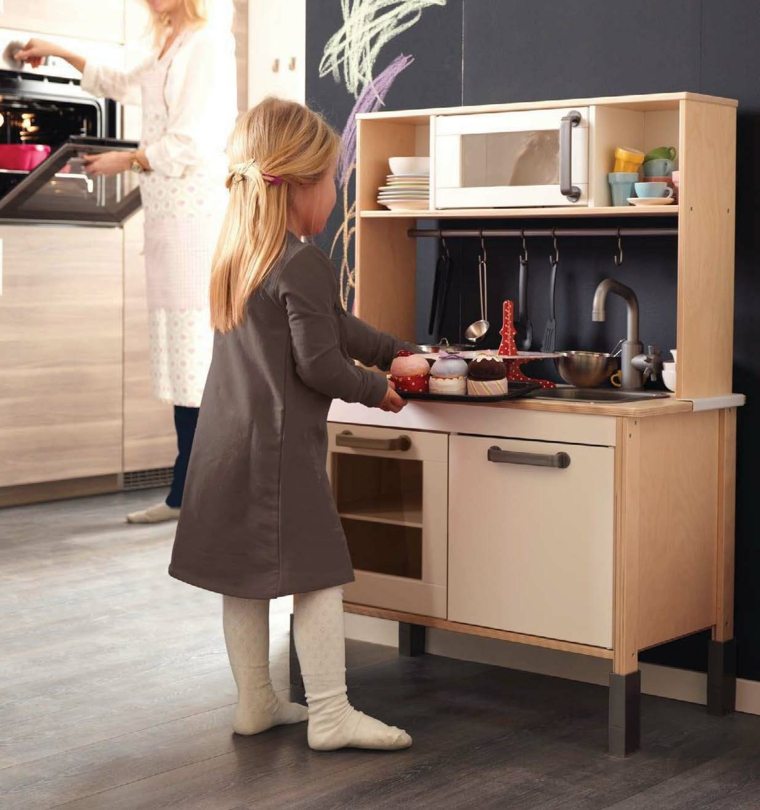 mobili da cucina ikea per-bambini-idea-2016