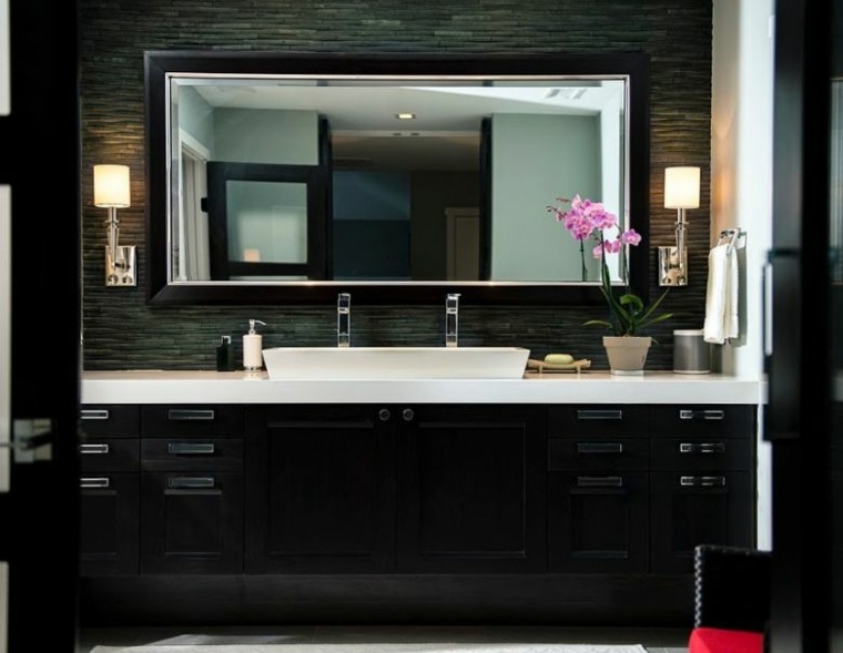 fotó deco fekete fürdőszoba téglalap alakú tükör bútor lógó tároló