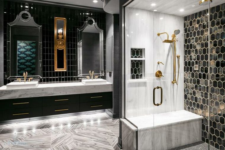 fekete -fehér fürdőszoba mosdó szekrény zuhanykabin függesztett tároló