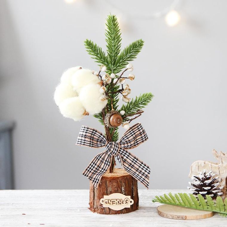 small-christmas-trees-natural-decoration-idea