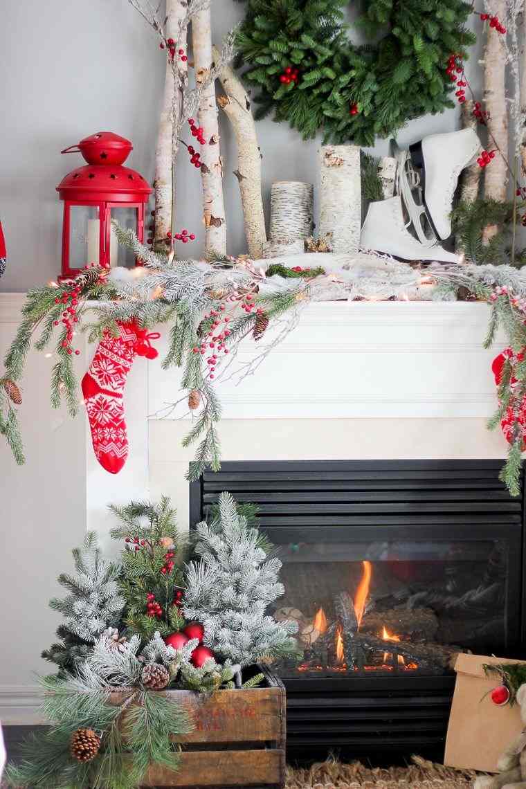 mini Kalėdų eglutės originali dekoracija-židinys
