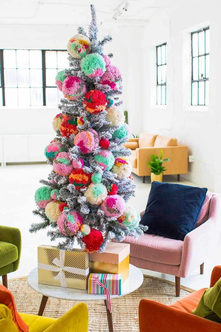 piccolo-albero-di-natale-deco-pompon-fai da te