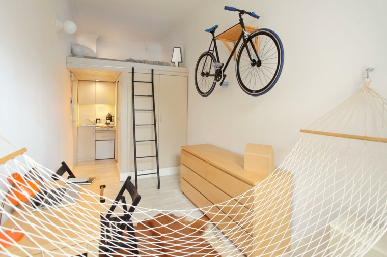 Idea amaca a parte per sistemare letto soppalco bike wall