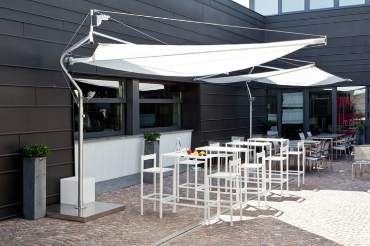 pratico ombrellone moderno Corradi Outdoor Living Space