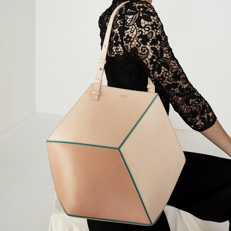 geometriai-divat-táska-design-kocka-heio