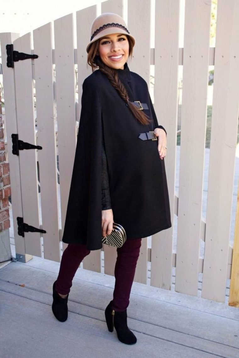crna jakna ženska outfit ideja hlače