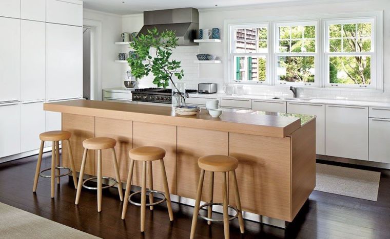 cucina-moderna-modello-sgabello-bar-bianco-e-legno-cappa-tonda-metallo